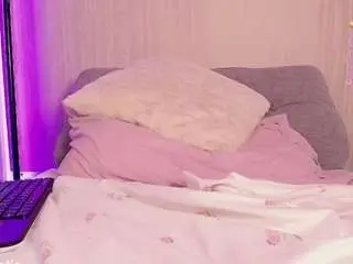 Camsoda Nude Webcam of mia-mystic