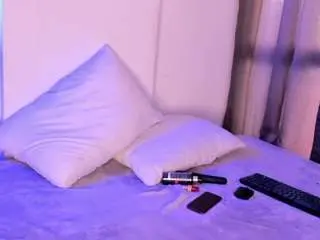 Camsoda Best Webcam of emycross