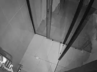 Camsoda Nude Webcam of voyeurcam-jb-shower-2