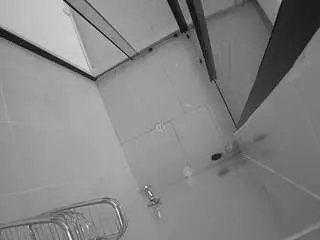 Camsoda Live Porn of voyeurcam-jb-shower-2
