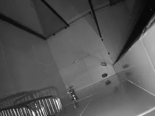 Camsoda Sex Cam of voyeurcam-jb-shower-2