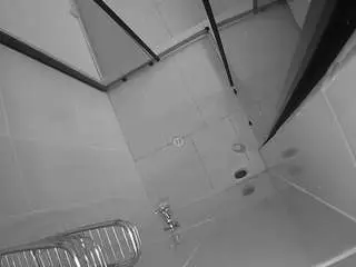 Camsoda Live Porn of voyeurcam-jb-shower-2