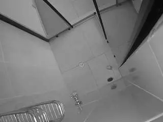 Camsoda Free Live Porn of voyeurcam-jb-shower-2