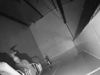 Camsoda Private Sex Chat of voyeurcam-jb-shower-2