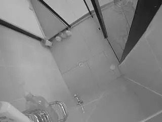 Camsoda Adult Webcam of voyeurcam-jb-shower-2