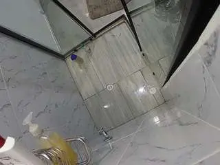 Camsoda Sex Cam of voyeurcam-jb-shower-2