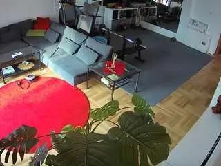 Camsoda Sex Cam of voyeurcam-julmodels-living-2