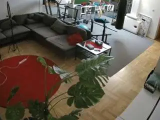 Camsoda Best Webcam of voyeurcam-julmodels-living-2