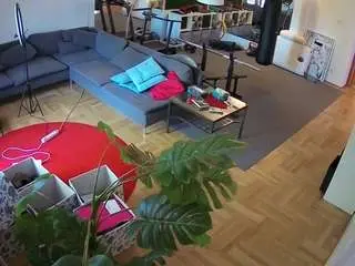 Camsoda Private Sex Chat of voyeurcam-julmodels-living-2