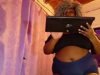Camsoda Adult Webcam of black-pussydoll