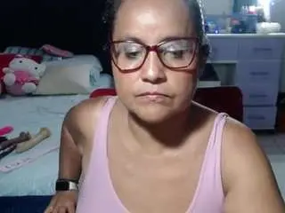 Camsoda Adult Webcams of samy-mature