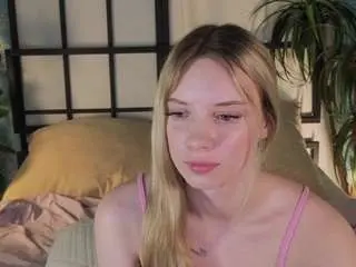 Camsoda Free Porn Cam of katt-yy
