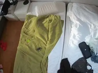 Camsoda Sex Cam of voyeurcam-julmodels-bed-5