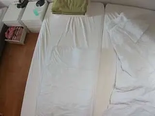 Camsoda Adult Webcams of voyeurcam-julmodels-bed-5