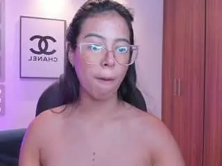 Camsoda Adult Video Chat of raven-stonee