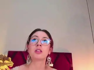 Camsoda Free Porn Cam of emilywatsonn