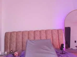 Camsoda Nude Webcam of diane-lou