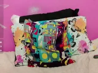 Camsoda Sex Cam of kinkyhousewifee