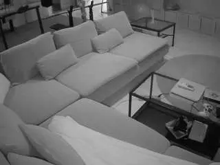 Camsoda Nude Webcam of voyeurcam-julmodels-living-3