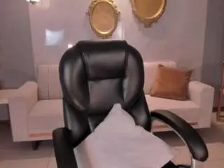 Camsoda Sex Cam of mia-robert1