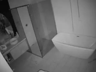 Camsoda Watch Live Sex Cams of voyeurcam-casa-salsa-bathroom-2