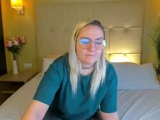 Camsoda Sex Cam of debbie-taylor