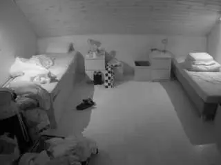 Camsoda Live Porn of voyeurcam-julmodels-greybed-3
