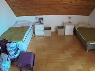 Camsoda Free Porn Cam of voyeurcam-julmodels-greybed-3
