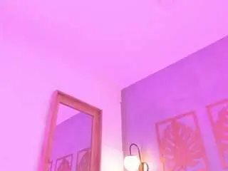 Camsoda Best Webcam of majo-rose