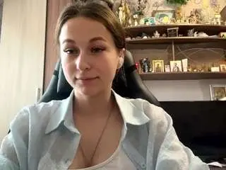 Camsoda Adult Video Chat of louisdegen