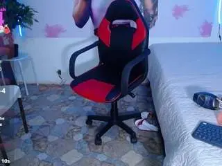 Camsoda Free Porn Cam of cristal-horny19