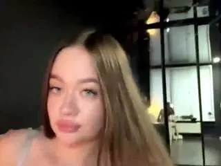 Camsoda Nude Webcam of rachelblinks