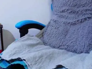 Camsoda Sex Cam of klylls-squirt