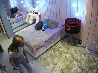Camsoda Live Sex Cam of voyeurcam-casa-salsa-bedroom-2