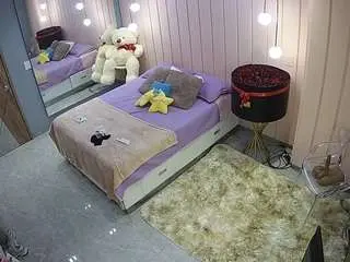 Camsoda Adult Webcams of voyeurcam-casa-salsa-bedroom-2