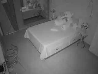 Camsoda Sex Cam of voyeurcam-casa-salsa-bedroom-2