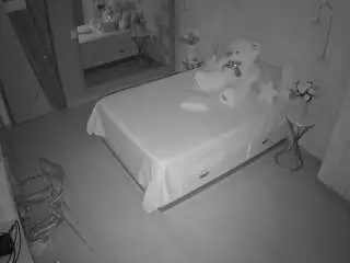 Camsoda Live Sex of voyeurcam-casa-salsa-bedroom-2