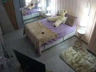 Camsoda Free Porn Cam of voyeurcam-casa-salsa-bedroom-2