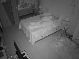 Camsoda Live Sex of voyeurcam-casa-salsa-bedroom-2