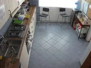 Camsoda Private Sex Chat of voyeurcam-julmodels-kitchen-2