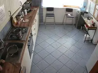 Camsoda Adult Webcam of voyeurcam-julmodels-kitchen-2
