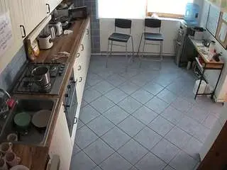 Camsoda Nude Webcam of voyeurcam-julmodels-kitchen-2