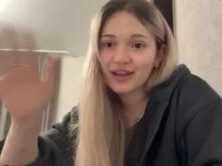 Camsoda Watch Live Sex Cams of monetrouleau