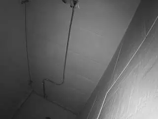 Camsoda Private Sex Chat of voyeurcam-jb-shower-1