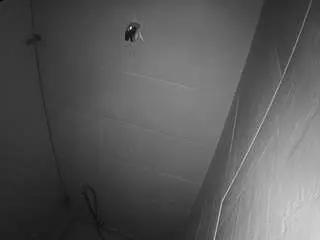 Camsoda Live Sex Cam of voyeurcam-jb-shower-1