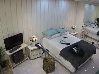 Camsoda Live Sex of voyeurcam-casa-salsa-bedroom-5