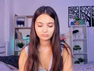 Camsoda Free Porn Cam of lennalalone