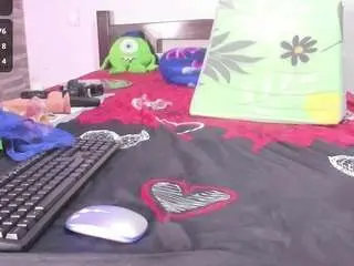 Camsoda Nude Webcam of lunna-lust
