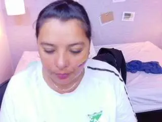 Camsoda Free Live Porn of hugeass-destroyer