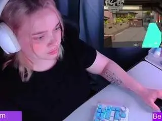 Camsoda Watch Live Sex Cams of sofiaadams